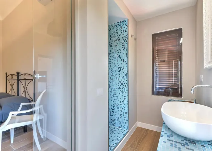 Maison Carol, Moderna E Luminosa In Centro E Vicino Al Mare Διαμέρισμα *